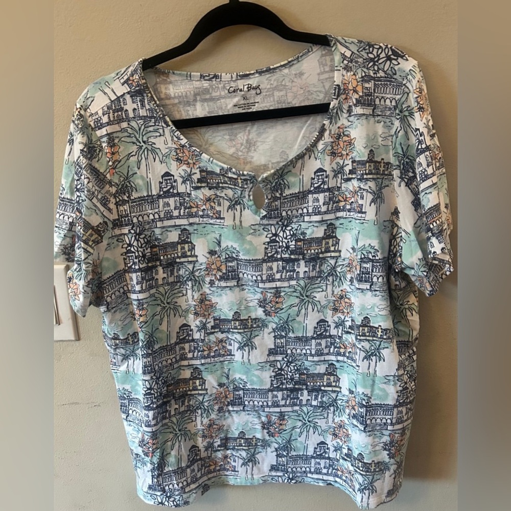 Coral Bay White Tropical Print Short Sleeve Tee with Mint Accents